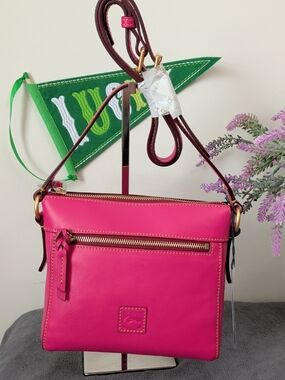 NWT Dooney And Bourke Florentine Allison Crossbody In Fuchsia